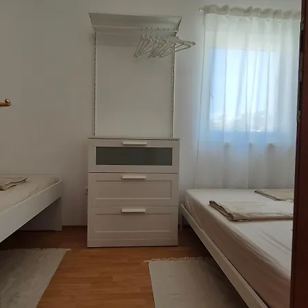 Apartment Tia, *